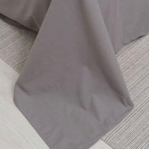 Простыня 240х260 см классическая (серая) 19